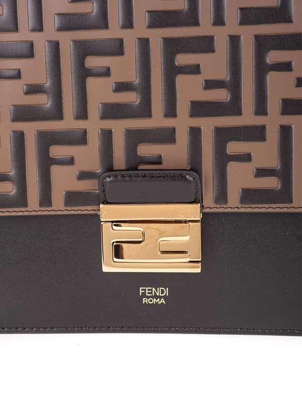 クロスボディバッグ - 黒 shop online: FENDI