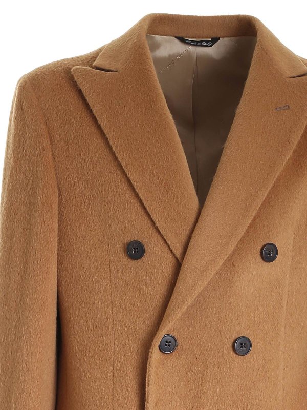 iKRIX Brian Dales: knee length coats - Alpaca and wool blend coat in camel color