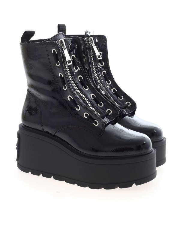 DKNY: ankle boots online - Harli ankle boots in black