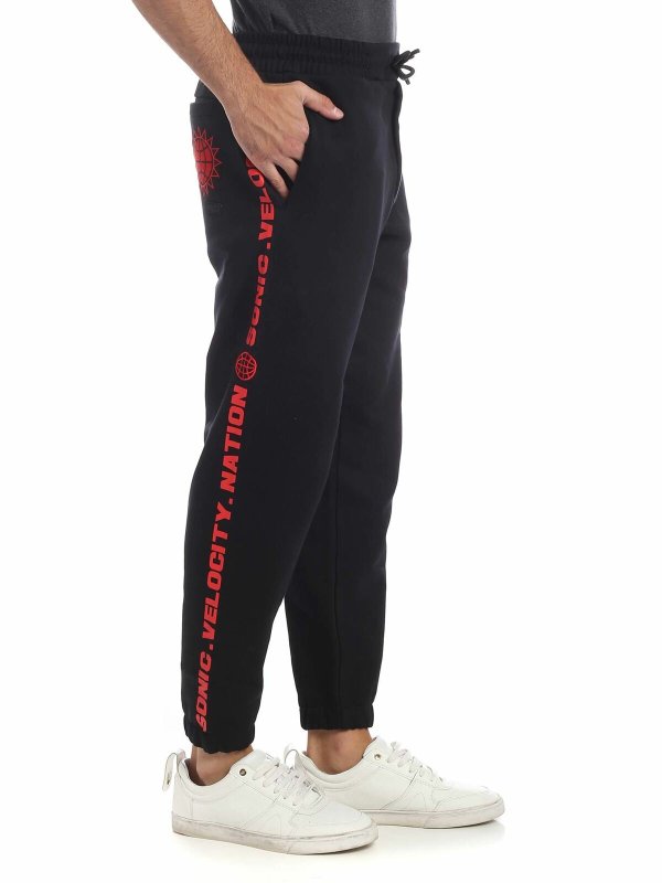 McQ Alexander Mcqueen: pantaloni sport online - Pantalone Badge Dart nero