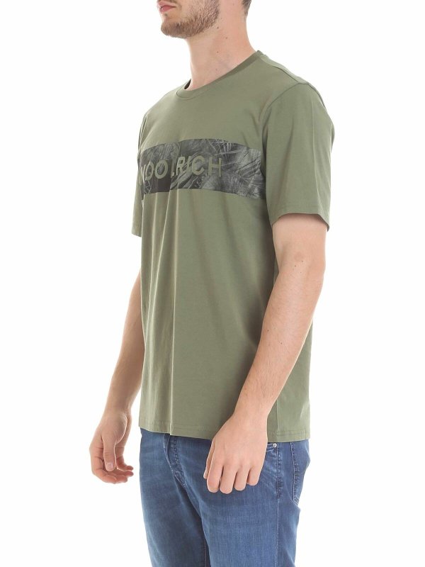 WOOLRICH: T-shirts online - T-Shirt - Grün