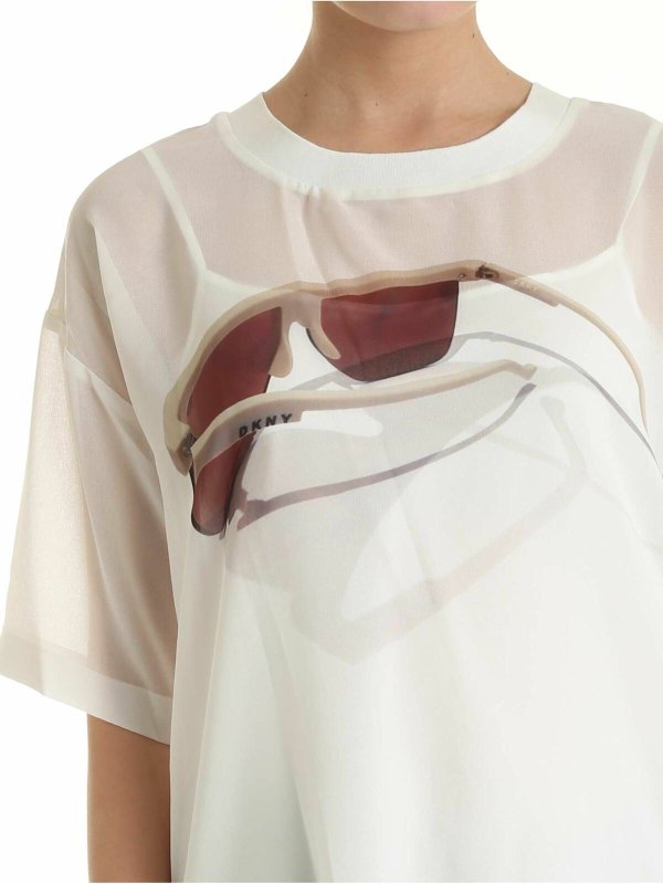 Glasses logo print T-shirt in white shop online: DKNY