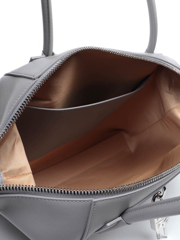 GIVENCHY buy online トートバッグ - Antigona Soft Lock M