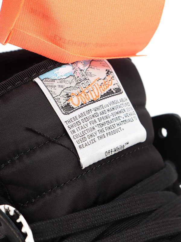 スニーカー - 3.0 Off Court Replica 
online: OFF-WHITE