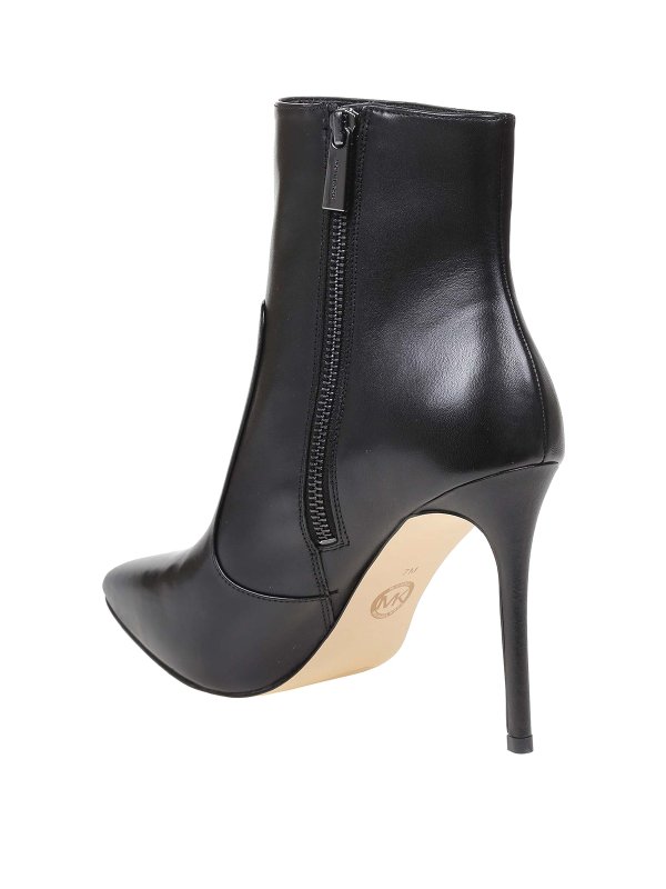 アンクルブーツ - 黒 shop online: MICHAEL KORS