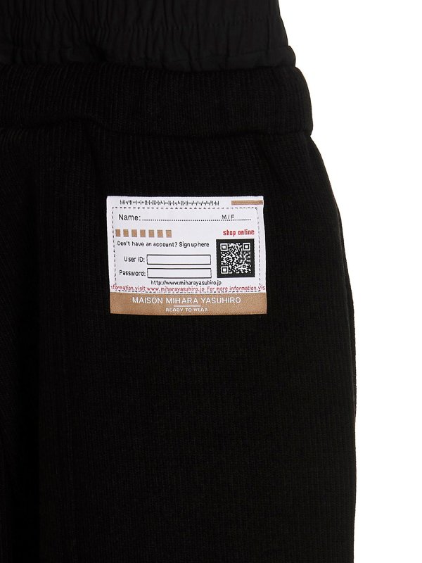カジュアルパンツ - 黒 shop online: MAISON MIHARA YASUHIRO