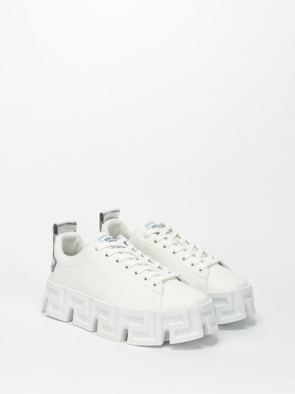 VERSACE: Zapatillas online - Zapatillas - Greca Labyrinth