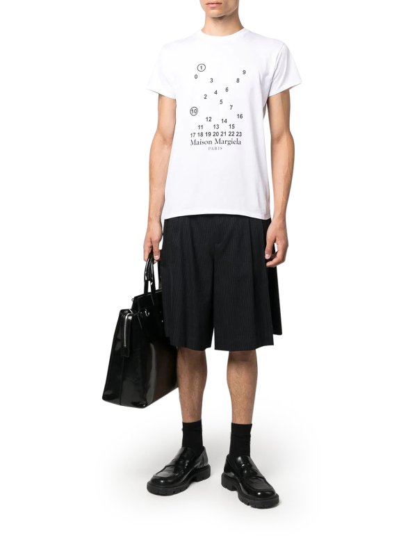 Maison Margiela: T-shirts online - T-Shirt - Weiß