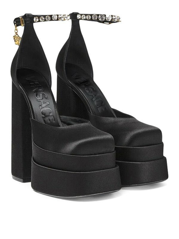 VERSACE: サンダル online - パンプス - 黒