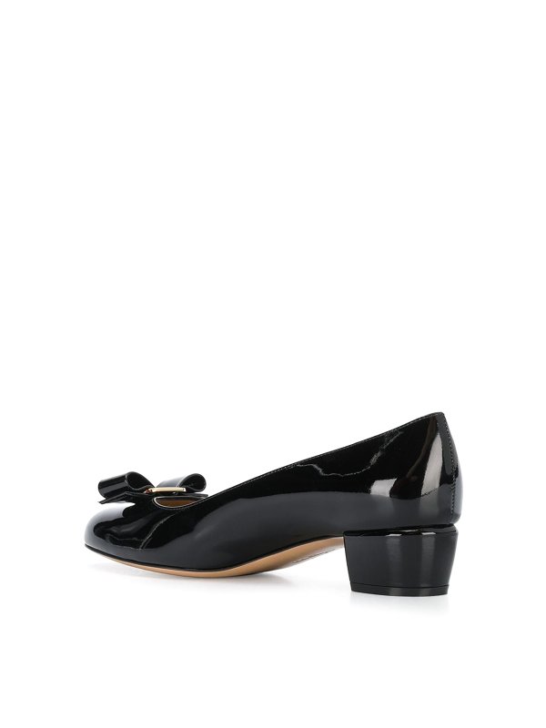 The Best Shops FERRAGAMO: パンプス - パンプス - 黒