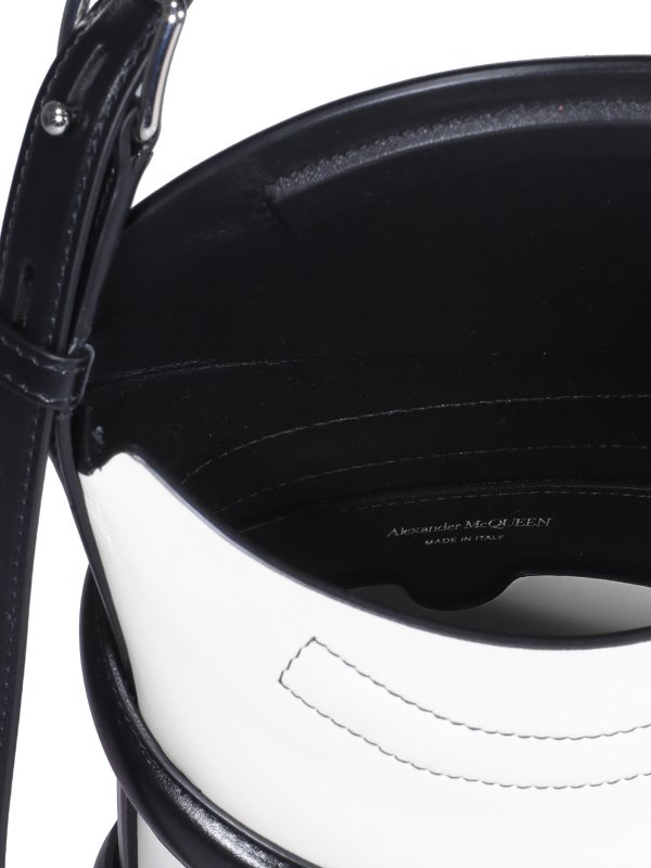 バケットバッグ - 白 shop online: ALEXANDER MCQUEEN