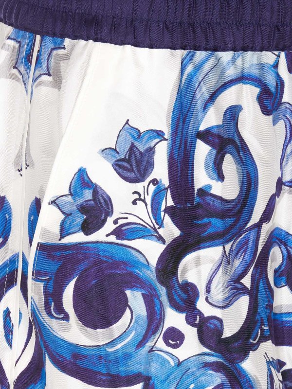 iKRIX DOLCE & GABBANA: Trousers Shorts - Printed silk twill shorts