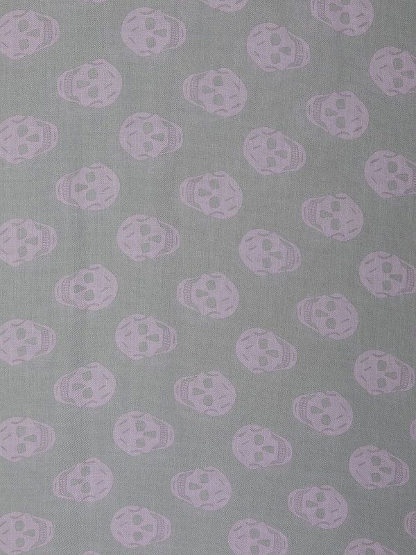 ALEXANDER MCQUEEN: Stoles & Shawls online - Skull-print frayed scarf