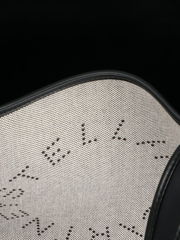 Shopper - Schwarz shop online: STELLA McCARTNEY