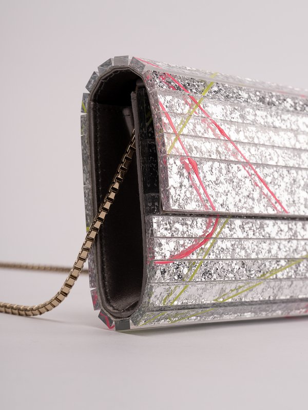 Clutch - Schwarz Replica 
online: JIMMY CHOO