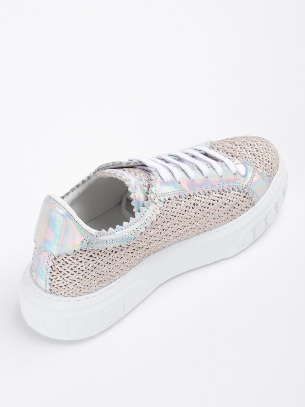 スニーカー - 銀 shop online: Casadei