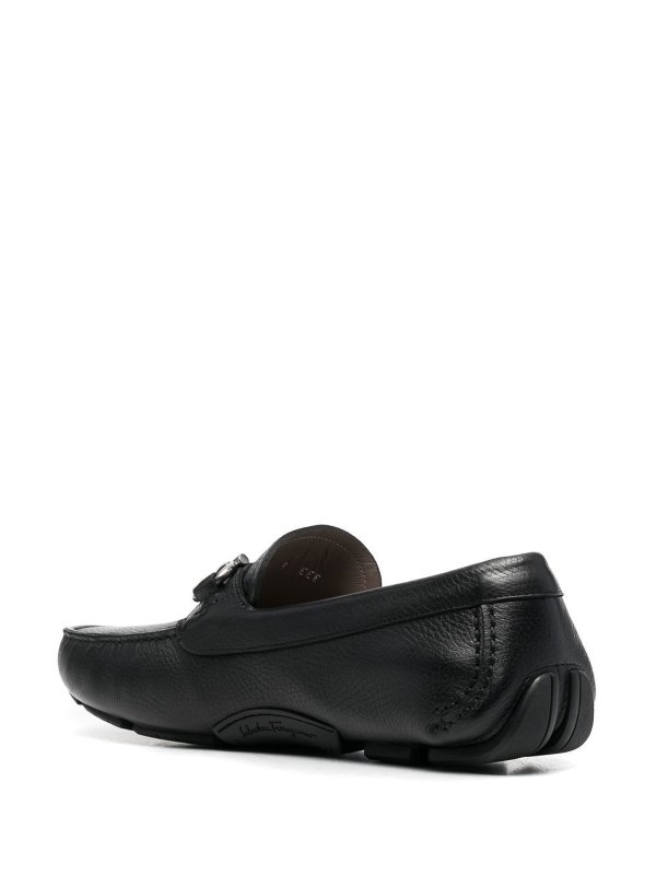 SALVATORE FERRAGAMO: Mocasines y Zapatillas online - Mocasines - Negro