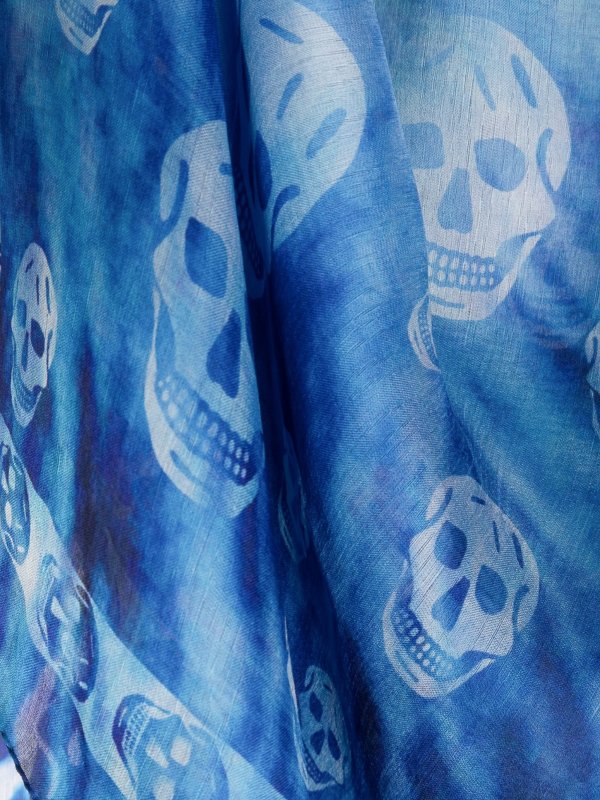 iKRIX ALEXANDER MCQUEEN: scarves - Gala iris skull-print scarf