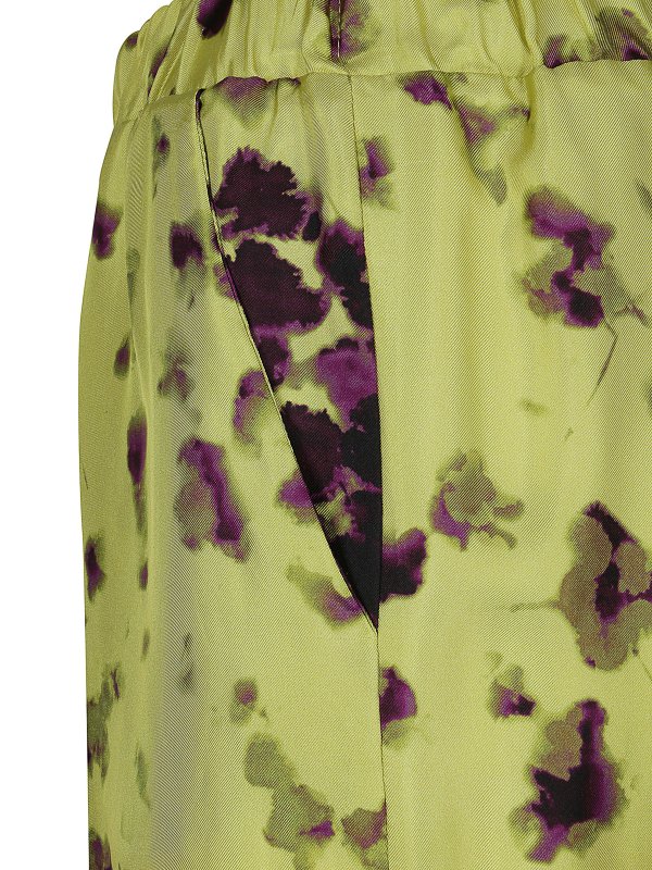 iKRIX TSOLO MUNKH: カジュアルトラウザー - カジュアルパンツ - 緑