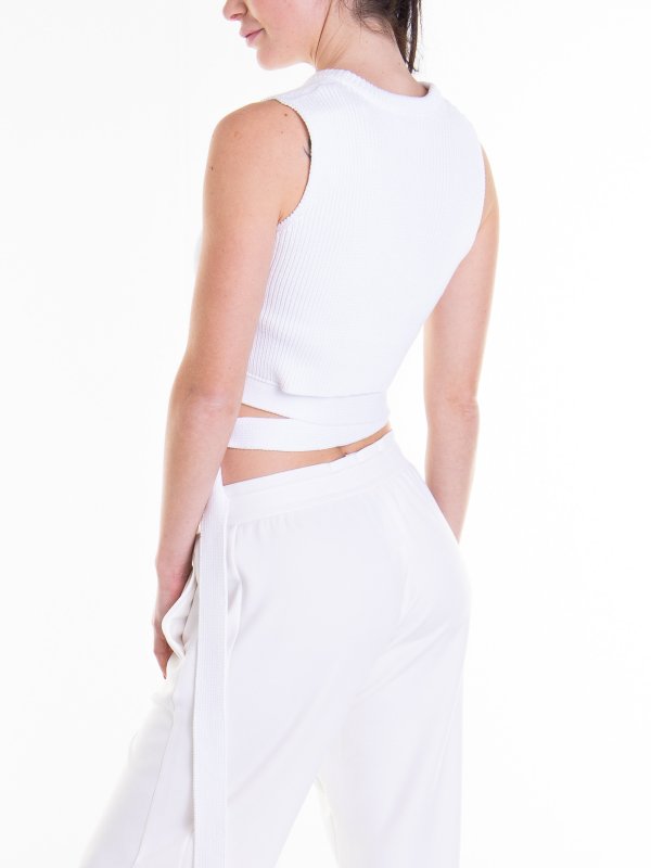 Top shop online: VALENTINO RED