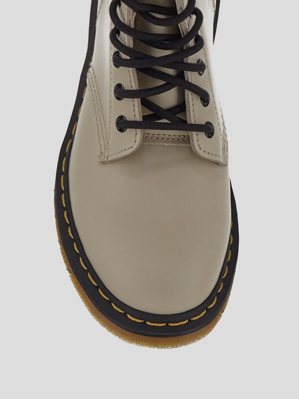 ブーツ - ベージュ shop online: DR. MARTENS