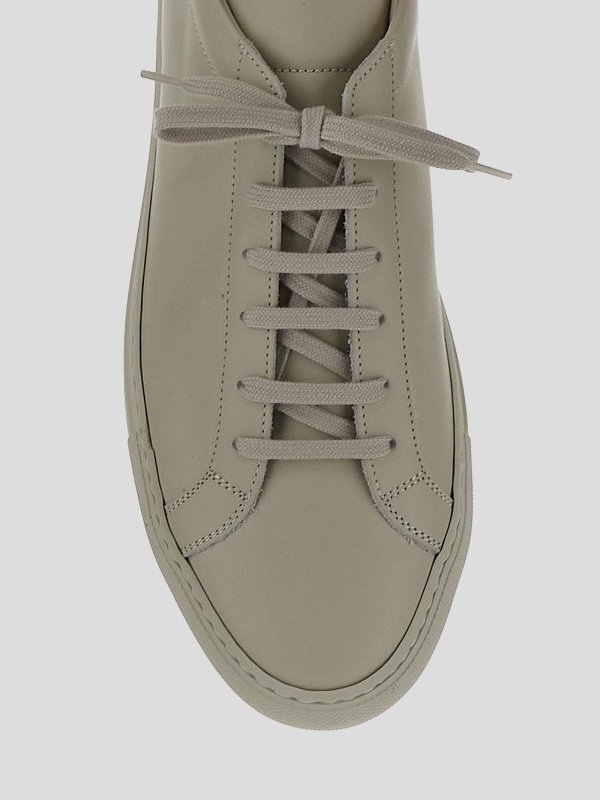 Sneakers shop online: COMMON PROJECTS