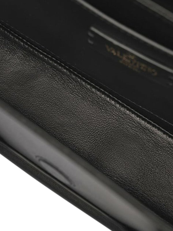 The Best Shops VALENTINO GARAVANI: ショルダーバッグ - ショルダーバッグ - 黒