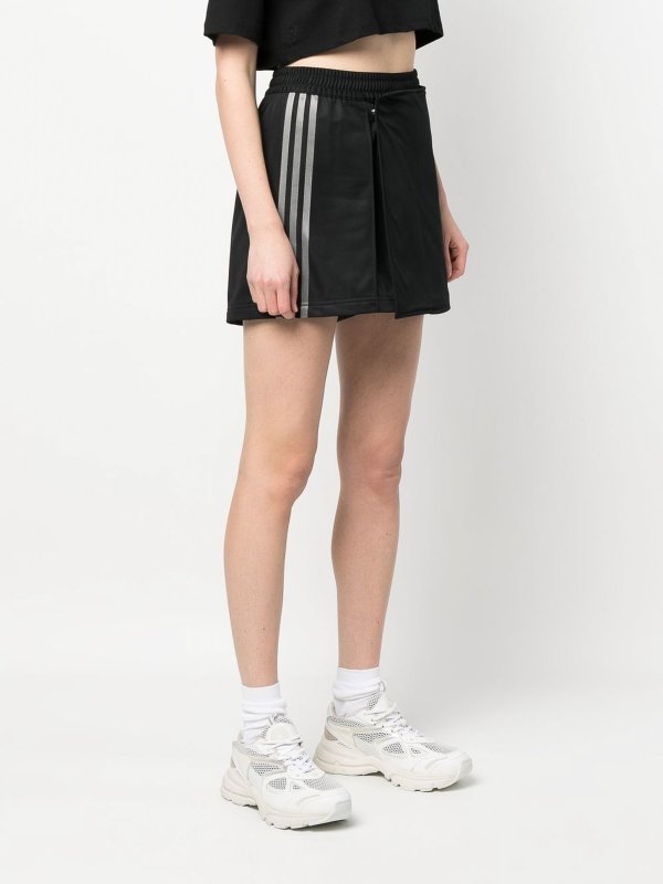 Y-3: Trousers Shorts online - Logo skort