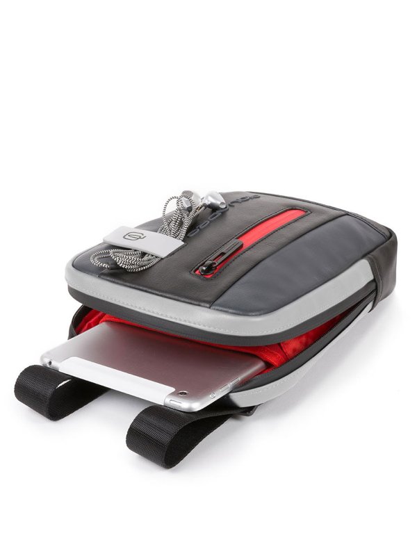 PIQUADRO: ラップトップケース＆ブリーフケース online - ラップトップバッグ/ブリーフケース - イエロー