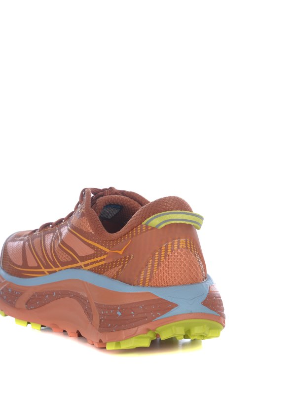 32 shop online: HOKA