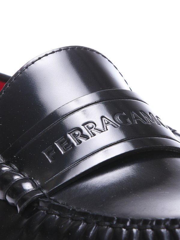 The Best Shops SALVATORE FERRAGAMO: ロファー＆スリッパ - ローファー - 黒