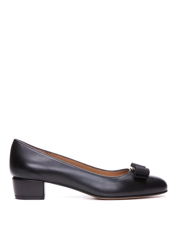 SALVATORE FERRAGAMO: Pumps - Pumps - Schwarz