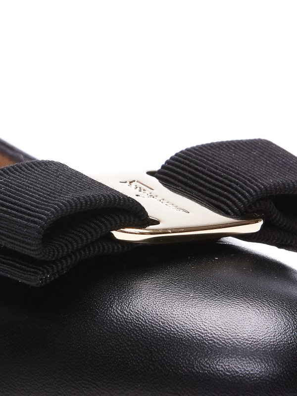 The Best Shops SALVATORE FERRAGAMO: Pumps - Pumps - Schwarz