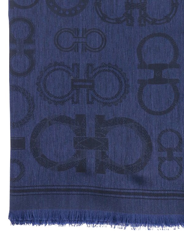 SALVATORE FERRAGAMO: sciarpe e foulard online - Sciarpa