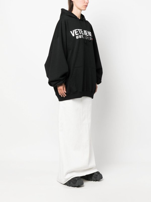 スウェットシャツ/セーター - 黒 shop online: VETEMENTS