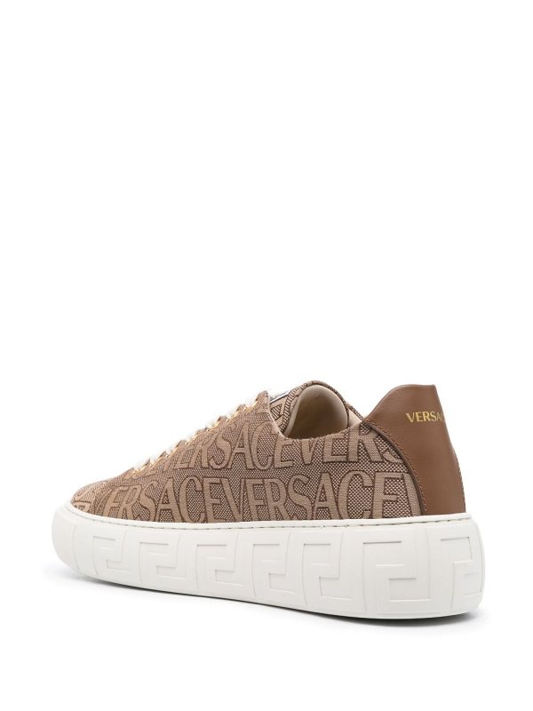 The Best Shops VERSACE: Chaussures de sport - Baskets - Beige