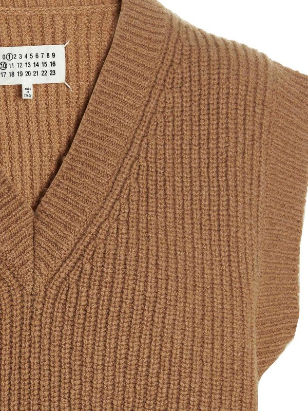 The Best Shops MM6 MAISON MARGIELA: vests - V-neck vest