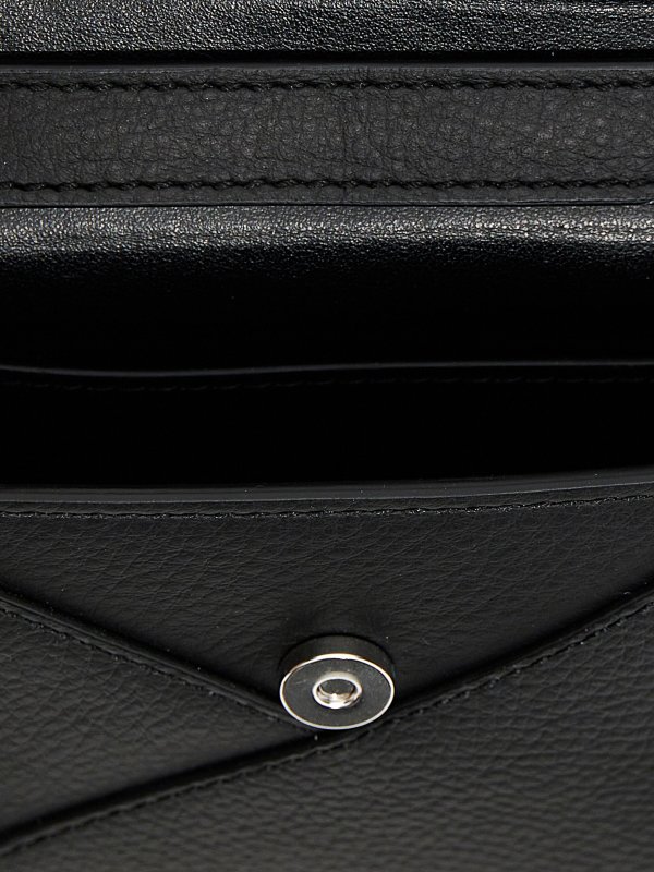 Umhängetasche - Schwarz shop online: MM6 MAISON MARGIELA