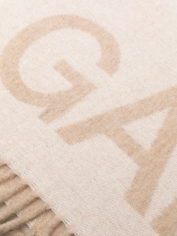 GANNI: sciarpe e foulard online - Sciarpa in lana con frange