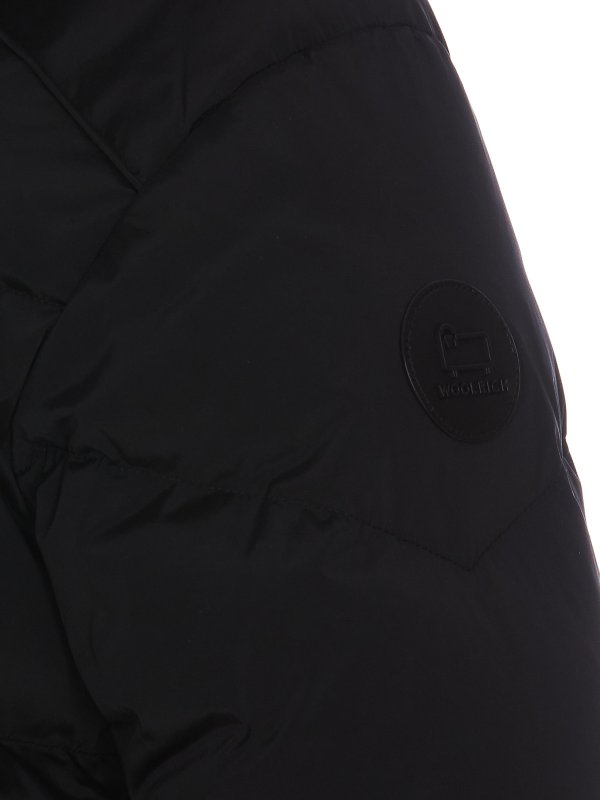 The Best Shops WOOLRICH: カジュアルジャケット - カジュアルジャケット - 黒