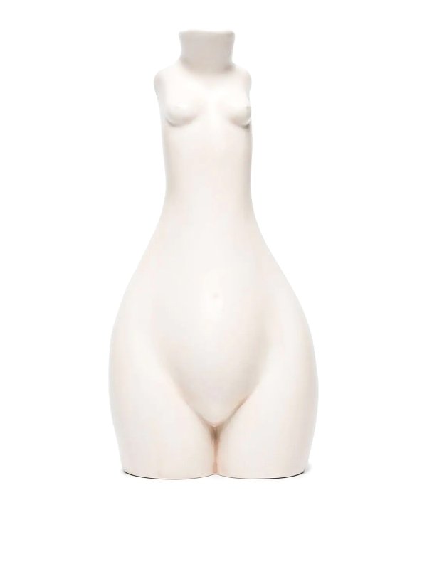 ANISSA KERMICHE: Casa - Vela