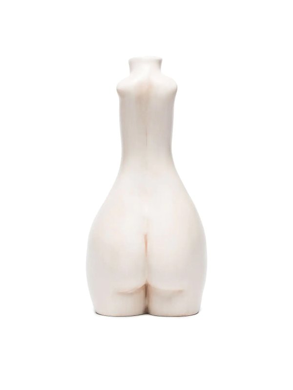 ANISSA KERMICHE: Casa online - Vela