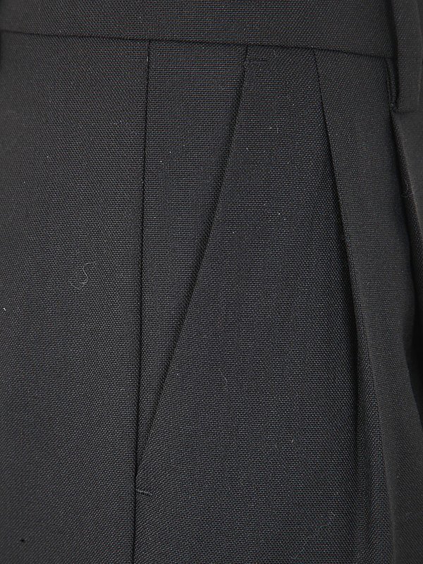 The Best Shops FILIPPA K: トラウザーショーツ - ショートパンツ - 黒