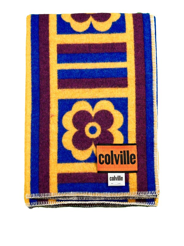 COLVILLE: homeware - Flower pattern blanket