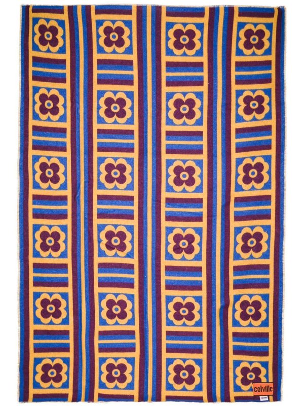 The Best Shops COLVILLE: homeware - Flower pattern blanket