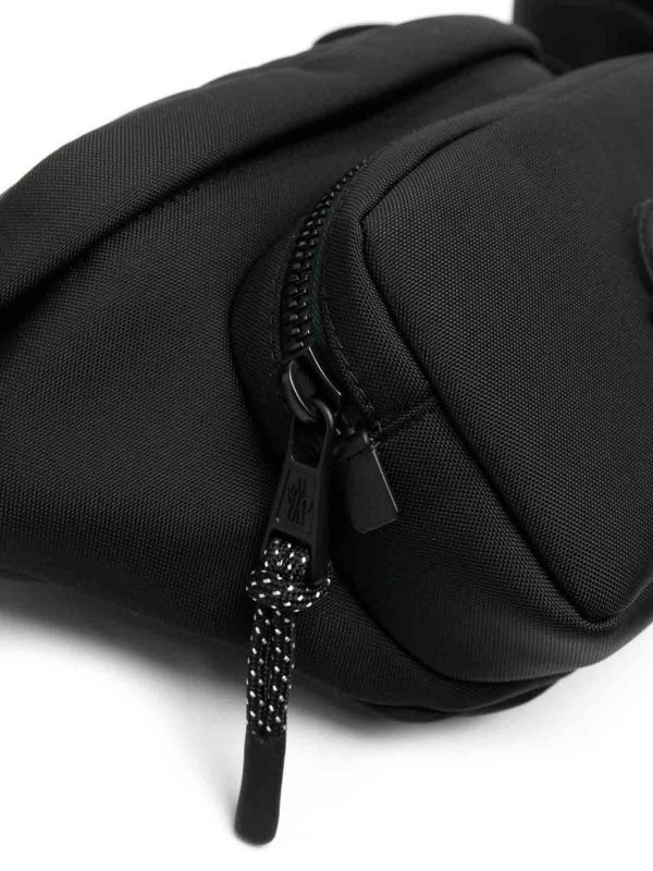 Marsupio con patch logo shop online: MONCLER