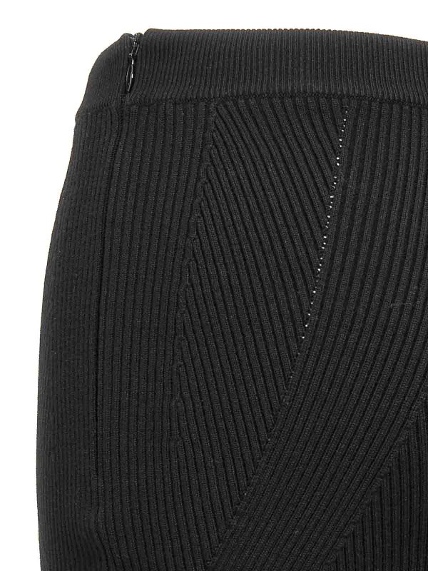 膝丈/ミディスカート - 黒 shop online: ALEXANDER MCQUEEN