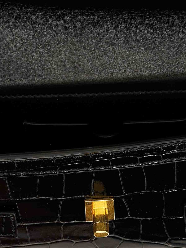 b-buzz 23 clutch shop online: Balmain