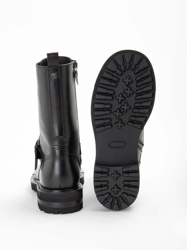 Logo Boots shop online: ROBERTO CAVALLI