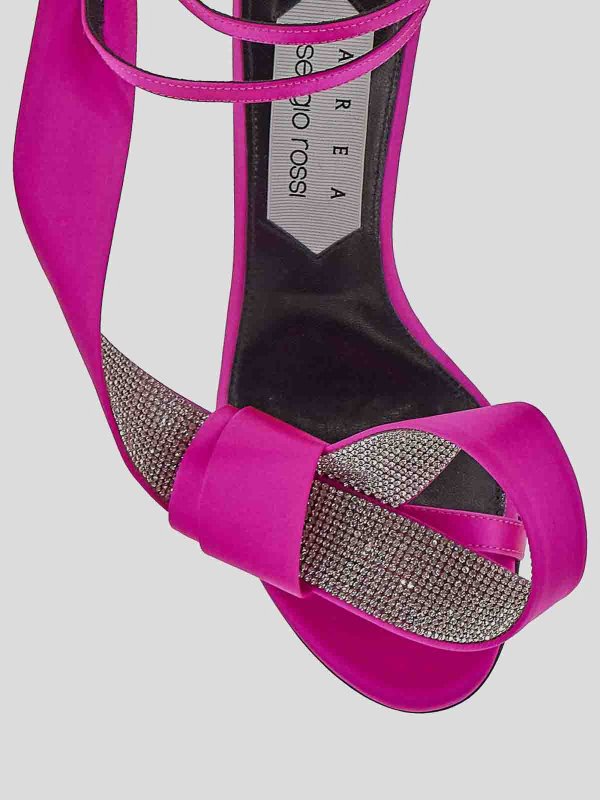 Sandals shop online: AREA